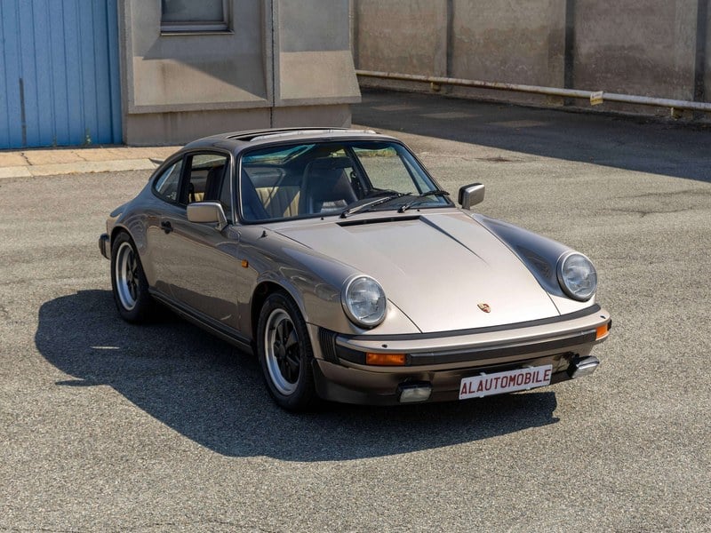 1982 Porsche 911 - 2 1982 Porsche 911 - 2
