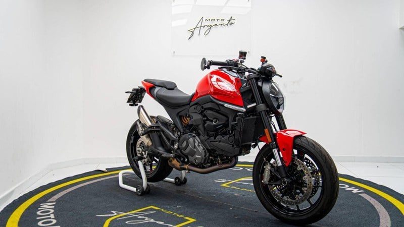 2024 Ducati Monster 796 - 2 2024 Ducati Monster 796 - 2