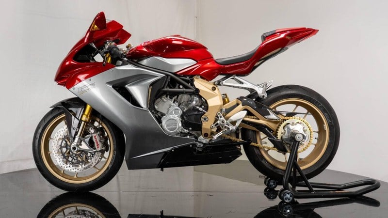 2011 MV Agusta F3 675 - 2 2011 MV Agusta F3 675 - 2