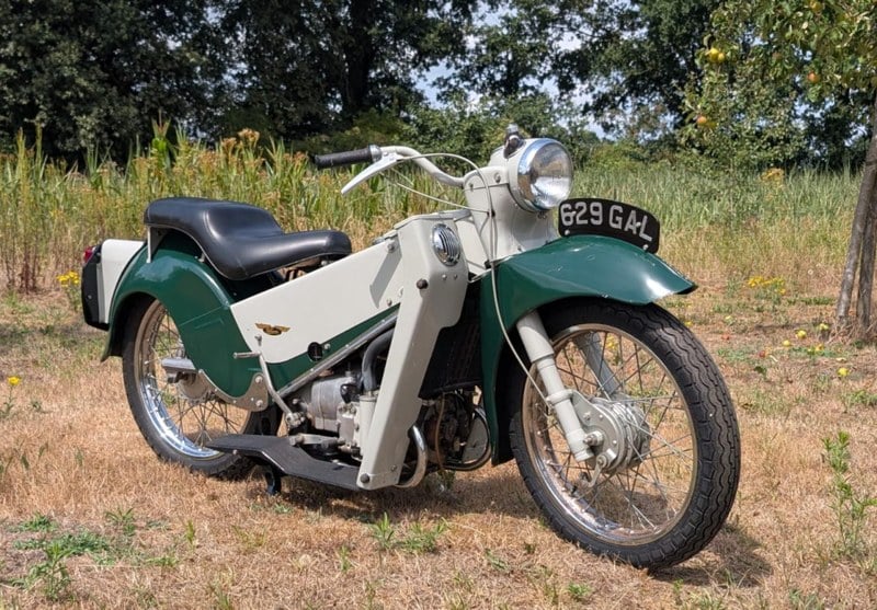 1959 Velocette LE200 - 1 1959 Velocette LE200 - 1