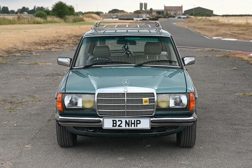 1985 Mercedes-Benz 280TE Automatic S123 Te koop (foto 3 van 229)
