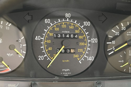 1985 Mercedes-Benz 280TE Automatic S123 Te koop (foto 63 van 229)