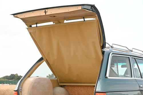1985 Mercedes-Benz 280TE Automatic S123 Te koop (foto 106 van 229)