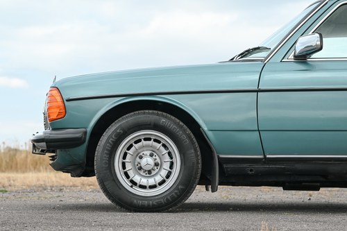 1985 Mercedes-Benz 280TE Automatic S123 Te koop (foto 120 van 229)