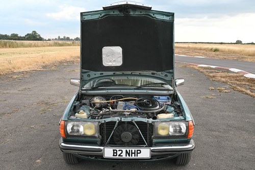 1985 Mercedes-Benz 280TE Automatic S123 Te koop (foto 200 van 229)