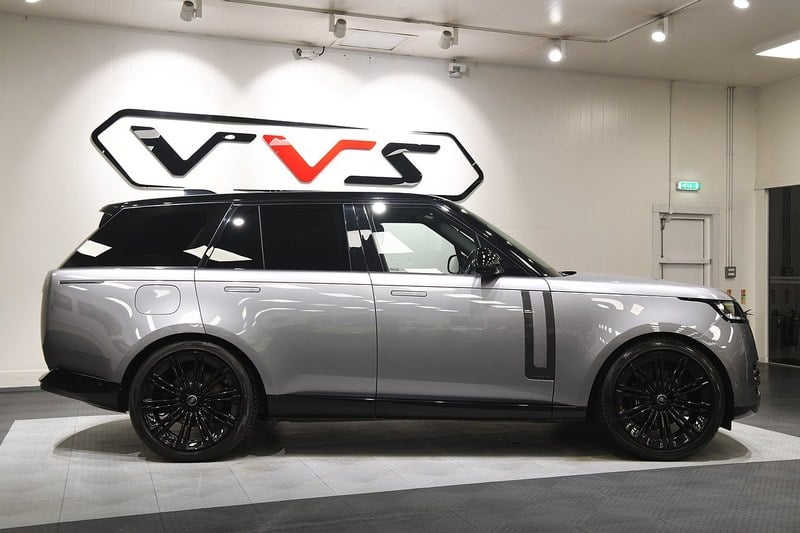 2023 Land Rover Range Rover - 2 2023 Land Rover Range Rover - 2