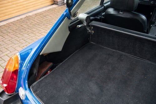 1975 MGB GT Te koop (foto 51 van 130)