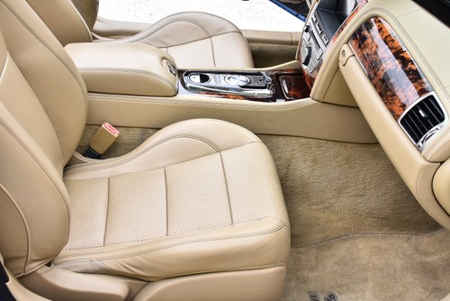 2010 Jaguar XKR Convertible 5,0L V8 Te koop (foto 38 van 83)