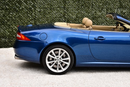 2010 Jaguar XKR Convertible 5,0L V8 Te koop (foto 49 van 83)