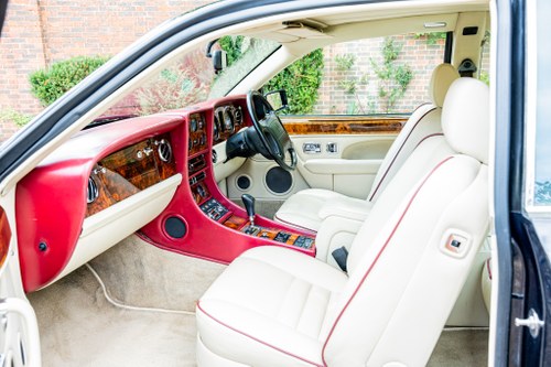 1993 Bentley Continental R ‘Green Badge’ RHD Te koop (foto 16 van 90)