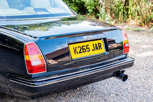 1993 Bentley Continental R ‘Green Badge’ RHD Te koop (foto 59 van 90)