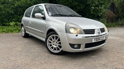 Renault Clio 182