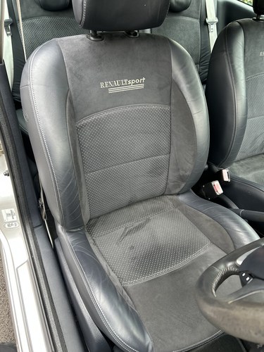 2004 Renault Clio 182 zum Verkauf (Bild 31 von 102)