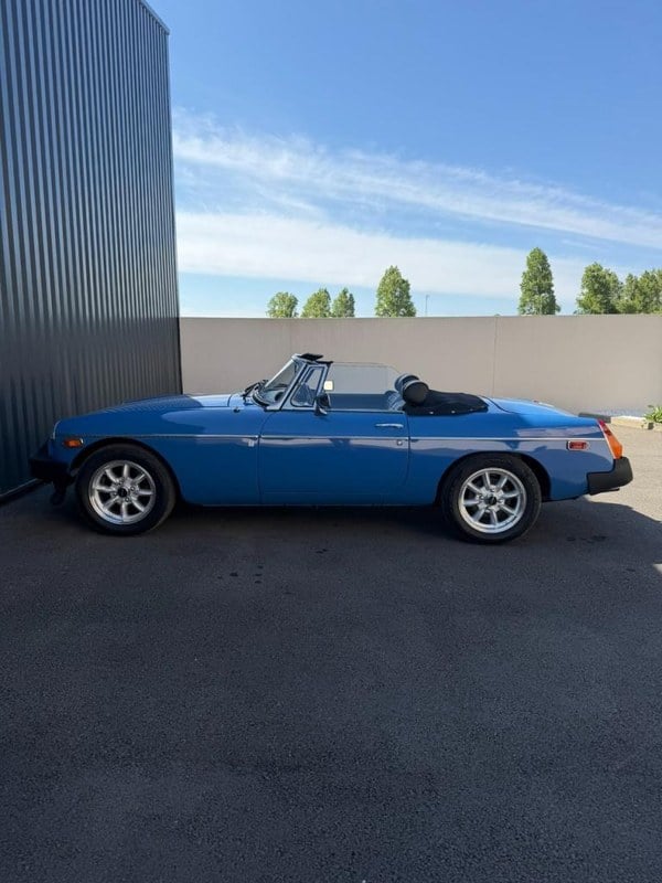 1977 MG MGB - 1 1977 MG MGB - 1