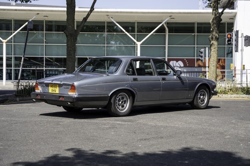 1990 Daimler Double Six In vendita (immagine 6 di 172)