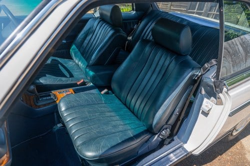 1981 Mercedes-Benz 230CE Automatic RHD C123 zum Verkauf (Bild 46 von 212)