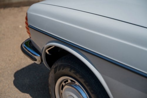 1981 Mercedes-Benz 230CE Automatic RHD C123 zum Verkauf (Bild 142 von 212)