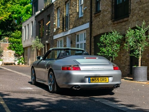2002 Porsche 911 Carrera 4 3.6L Convertible Manual 996 Te koop (foto 17 van 163)