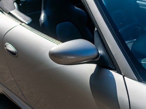 2002 Porsche 911 Carrera 4 3.6L Convertible Manual 996 Te koop (foto 105 van 163)