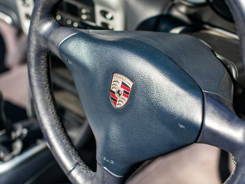 2002 Porsche 911 Carrera 4 3.6L Convertible Manual 996 Te koop (foto 52 van 163)