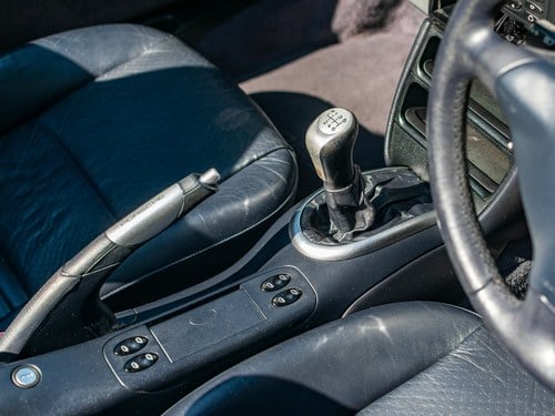 2002 Porsche 911 Carrera 4 3.6L Convertible Manual 996 Te koop (foto 53 van 163)