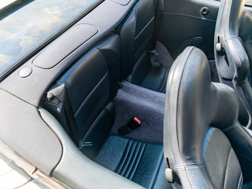 2002 Porsche 911 Carrera 4 3.6L Convertible Manual 996 Te koop (foto 73 van 163)