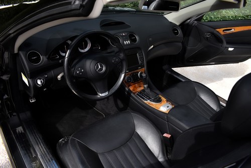 2009 Mercedes-Benz SL550 Convertible 5,5L V8 For Sale (picture 24 of 80)