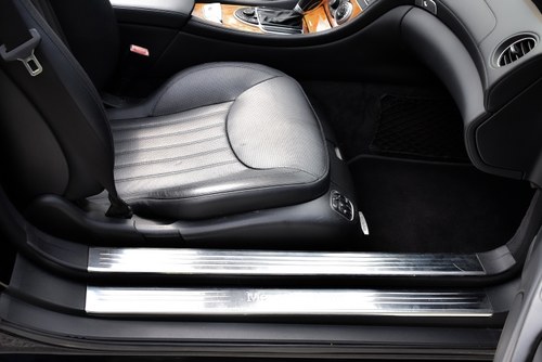 2009 Mercedes-Benz SL550 Convertible 5,5L V8 For Sale (picture 30 of 80)