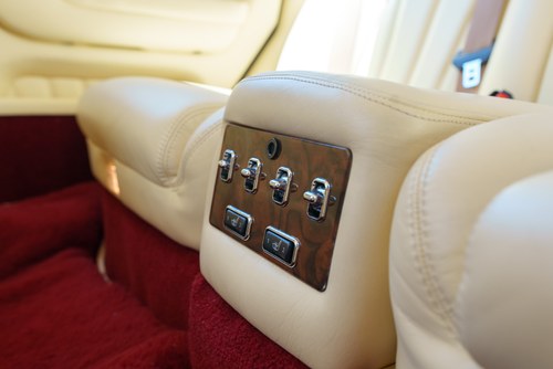 1998 Rolls-Royce Silver Seraph - 11,069 miles from new For Sale (picture 44 of 102)