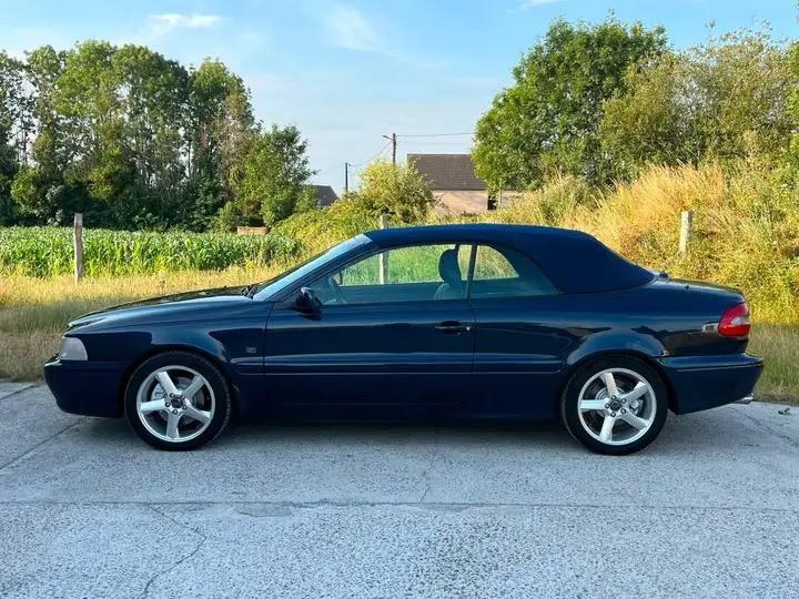 2001 Volvo C70 Cabriolet - 2 2001 Volvo C70 Cabriolet - 2