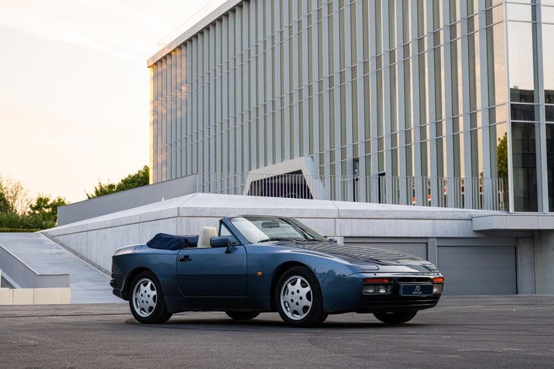 1989 Porsche 944 - 1 1989 Porsche 944 - 1