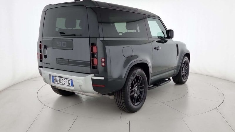 2025 Land Rover Defender90 - 2 2025 Land Rover Defender90 - 2