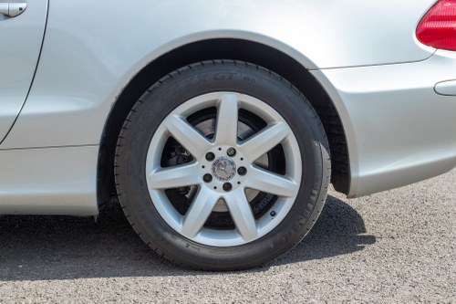 2004 Mercedes-Benz SL350 R230 Te koop (foto 13 van 207)