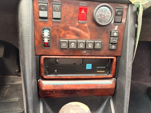 1991 Mercedes-Benz 300 SE W126 - Manual à vendre (picture 54 of 56)
