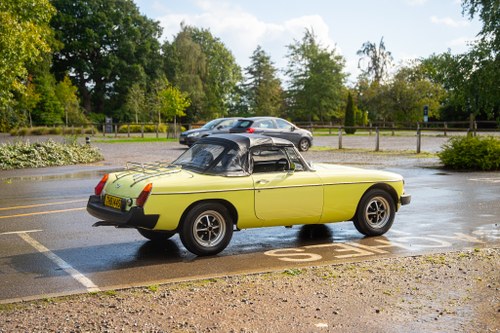 1977 MGB Roadster Te koop (foto 37 van 142)