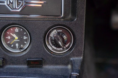 1977 MGB Roadster Te koop (foto 65 van 142)