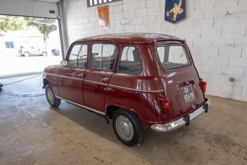 1967 Renault R4 Te koop (foto 3 van 85)