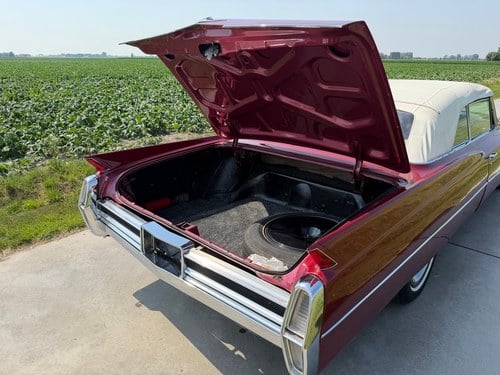 1964 Cadillac DeVille Convertible Te koop (foto 36 van 76)