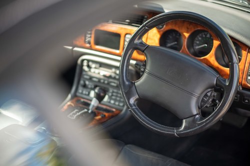 2003 Jaguar XKR Convertible 4.2 – Arden X100 zum Verkauf (Bild 38 von 107)