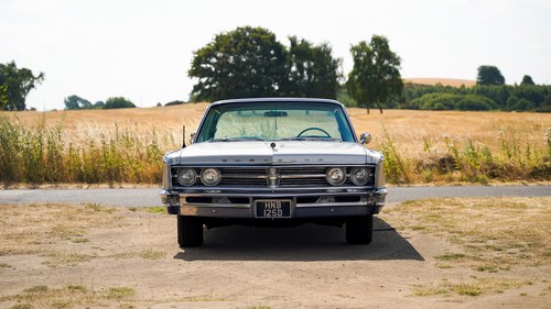 1966 Chrysler 300 Series 383CI 6.3L V8 For Sale (picture 2 of 265)