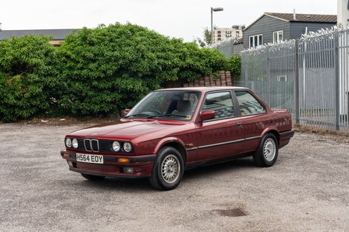 1990 BMW 316i Lux Auto (E30) En venta (imagen 24 de 150)