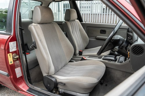 1990 BMW 316i Lux Auto (E30) En venta (imagen 47 de 150)