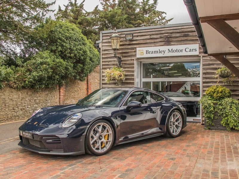 2025 Porsche 911 - 1 2025 Porsche 911 - 1