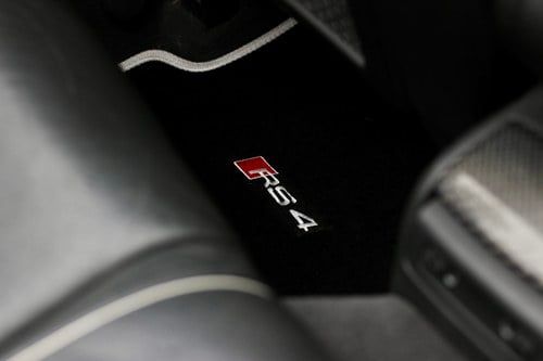 2007 Audi RS4 Cabriolet Manual B7 till salu (bild 16 av 57)