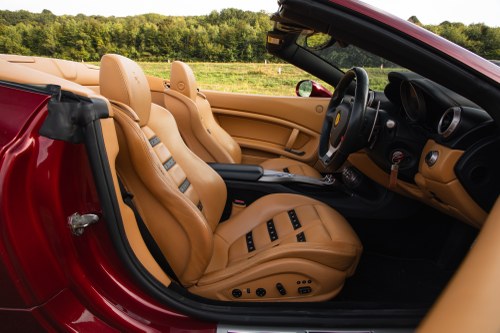 2010 Ferrari California 4.3 V8 RHD à vendre (picture 38 of 136)