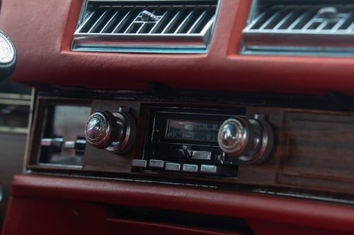 1976 Cadillac Coupe De Ville In vendita (immagine 41 di 114)