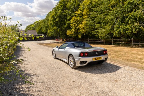 2001 Ferrari 360 Spider Manual Te koop (foto 47 van 279)