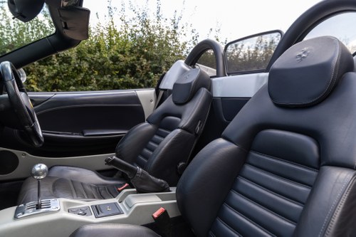 2001 Ferrari 360 Spider Manual Te koop (foto 66 van 279)