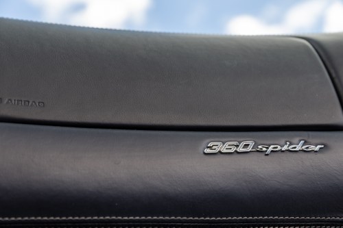 2001 Ferrari 360 Spider Manual Te koop (foto 82 van 279)