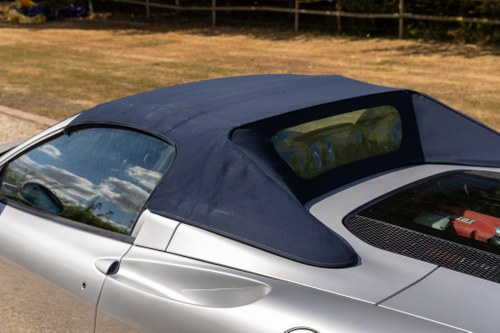 2001 Ferrari 360 Spider Manual Te koop (foto 187 van 279)